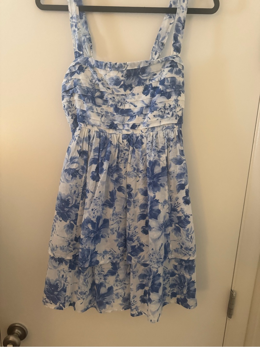 Abercrombie & Fitch Blue and White Floral Sundress